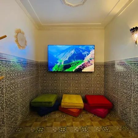 Private Riad 3Ch Salon, Terrasse Avec Jacuzzi , A Jemaa El Fna Marrakesh Exterior photo