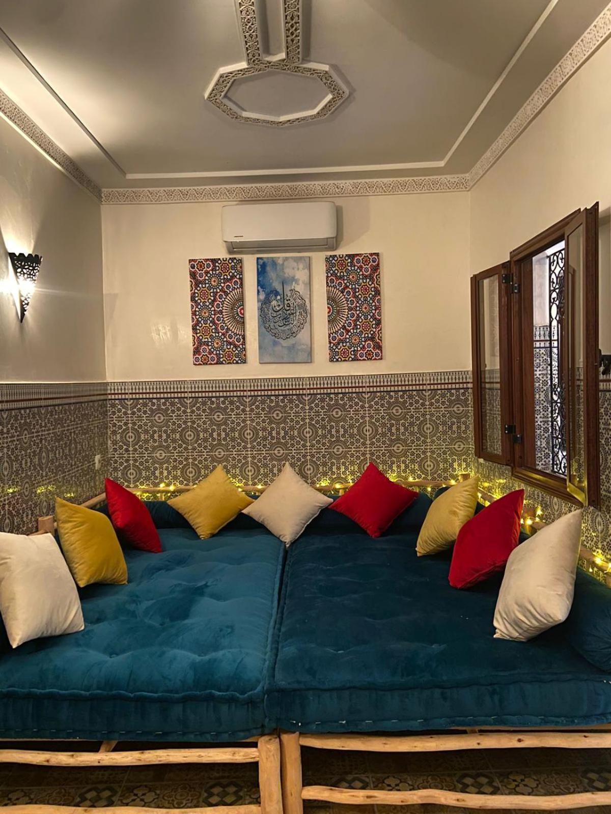 Private 3ch Salon, Salon Cinema, A Jemaa El Fna * مراكش